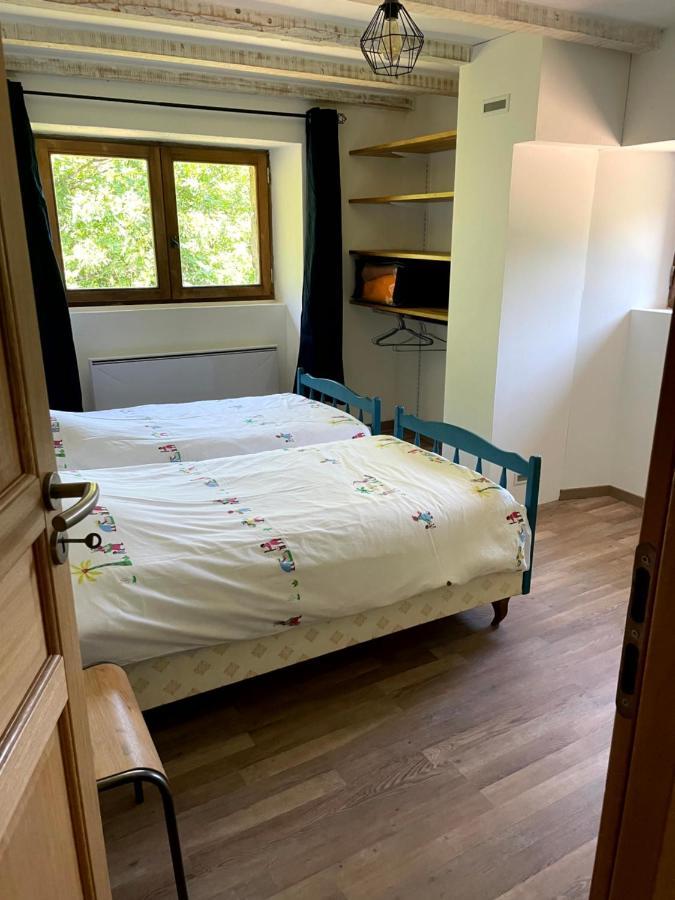 Gite Des Sausses Dans Une Nature Preservee Burzet 外观 照片